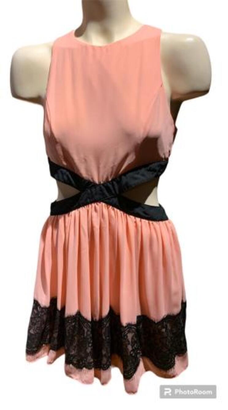 Peachy dress size S